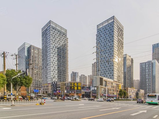 水岸国际瞰江公寓