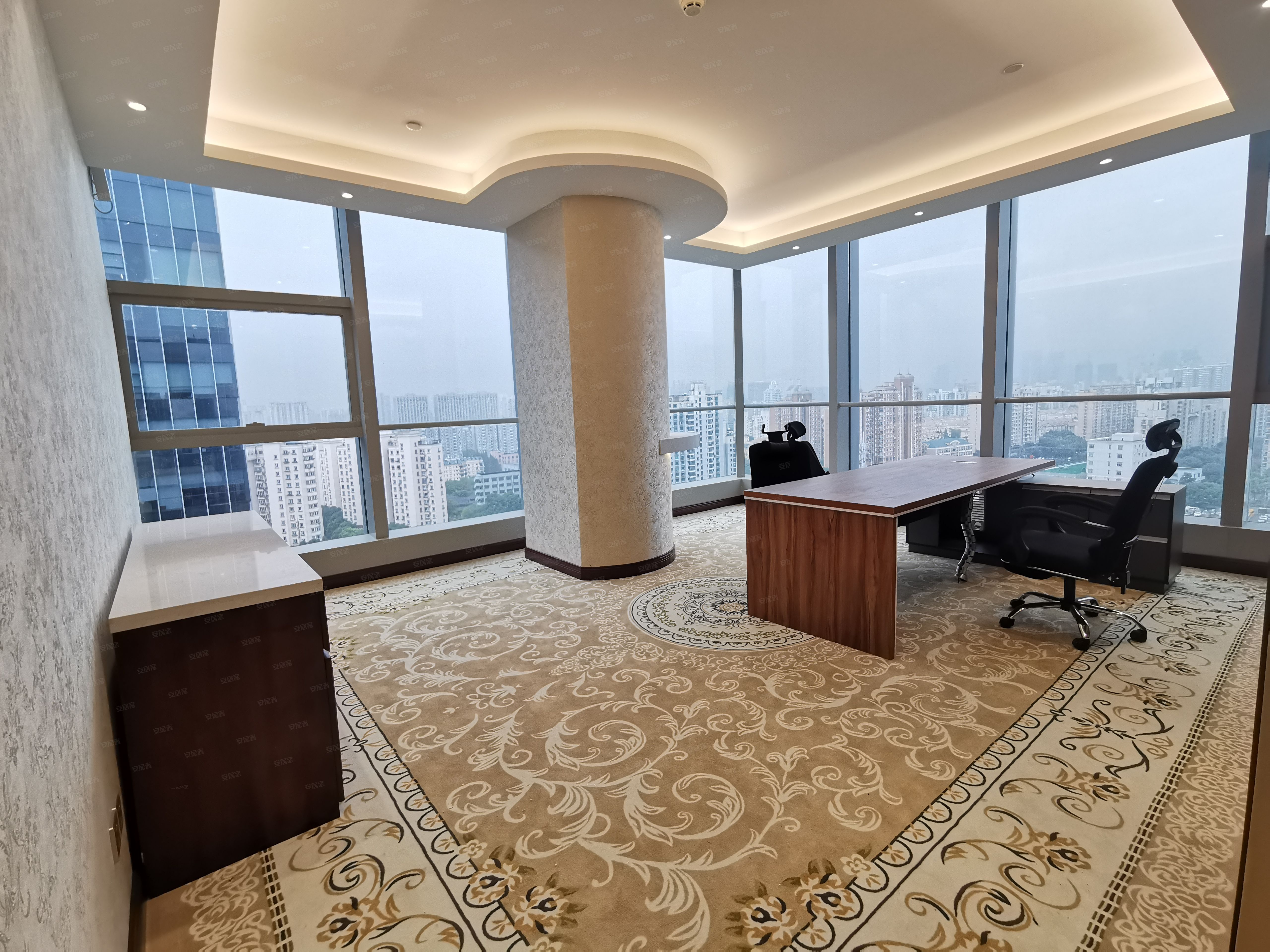 浦东洋泾普洛斯大厦3个月免租200平精装修