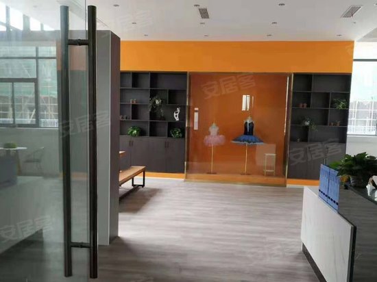 蓝光空港国际城 