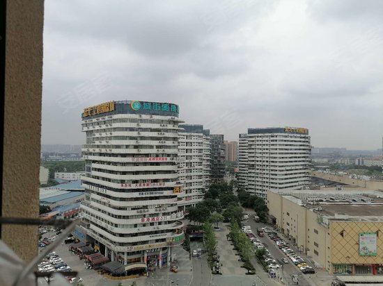 蓝光空港国际城