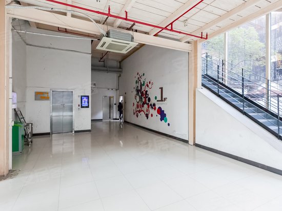 越界X2创意空间 