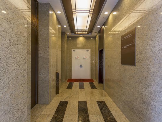 长泰企业天地广场 