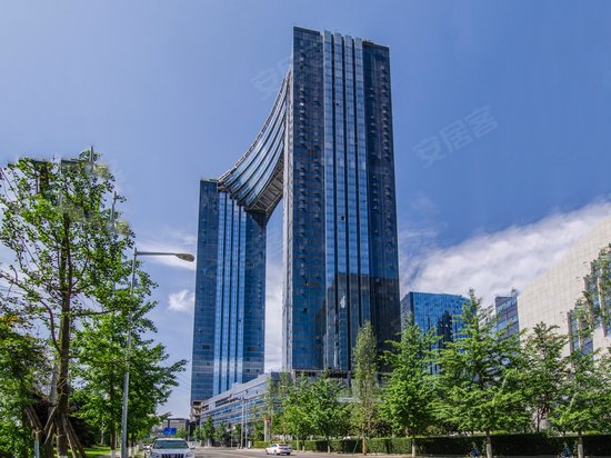 领地环球金融中心