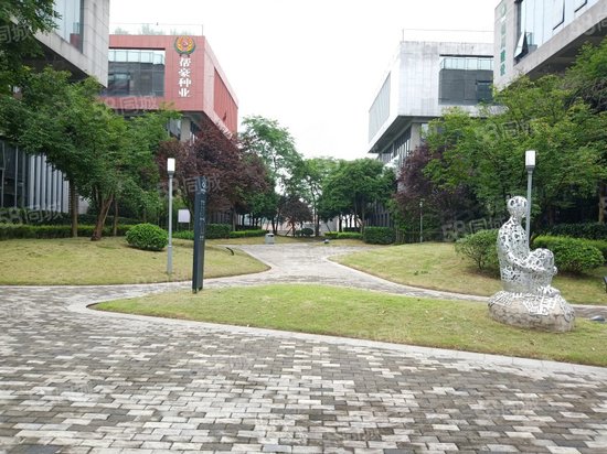 卓越国虹时代中心 