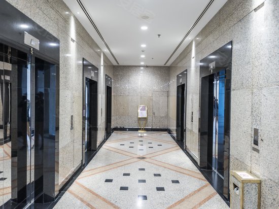 嘉里不夜城第一座 