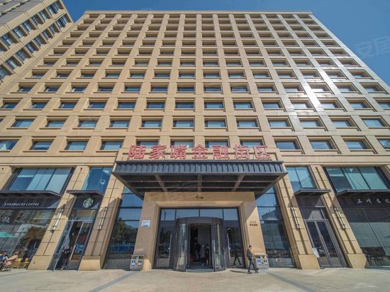 陆家嘴金融街区 