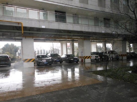 置信逸都城市会所 