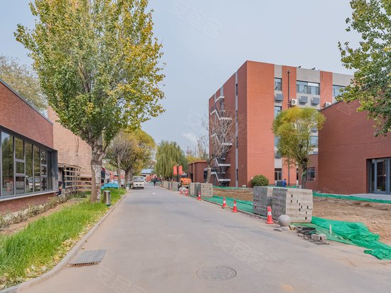 建材城中路12号院