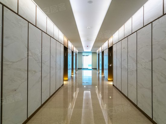 恒隆广场(办公) 