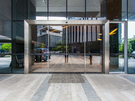 越秀维多利中心 