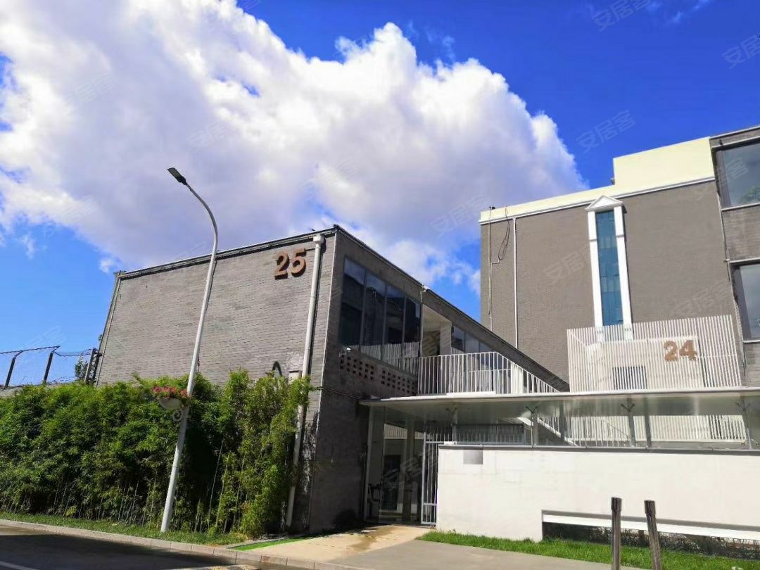 西什库31号院龤龒龒㎡