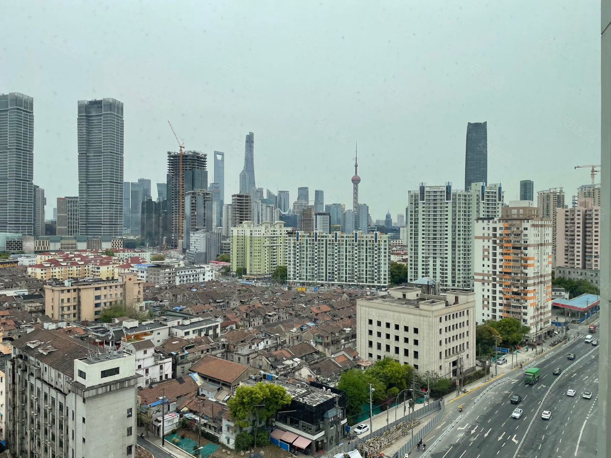 上滨生活广场看三件套采光好非常好