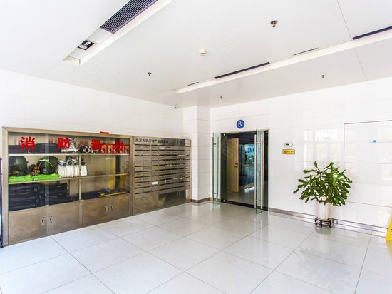 武汉大学深圳产学研大楼 