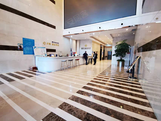 永和宇宙星广场 