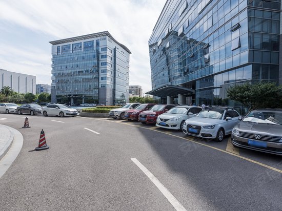 虹桥国际科技广场 