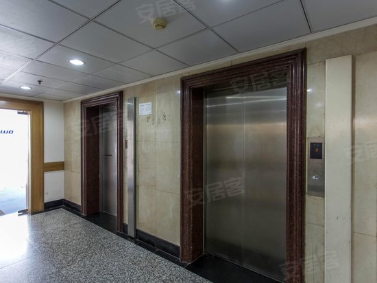 美丽华商务中心 