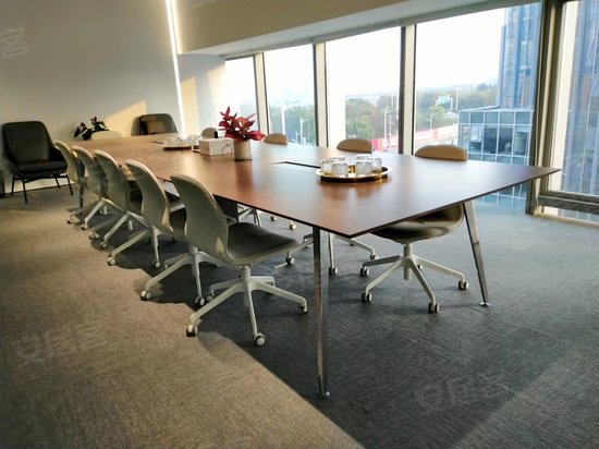 世茂城品国际广场 