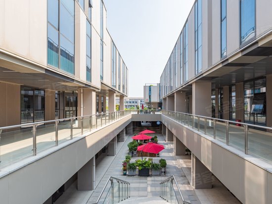 东枫德必WE人工智能创新基地 