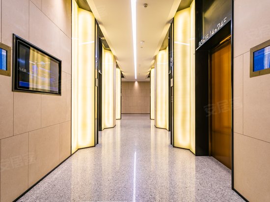 新长安广场二期 