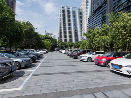 瑞晶国际商务中心 