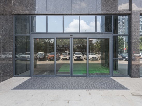 青山湖创业大厦 