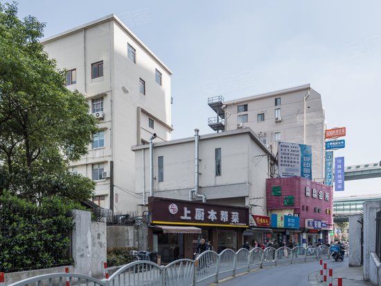 上服实业虹桥商务写字楼