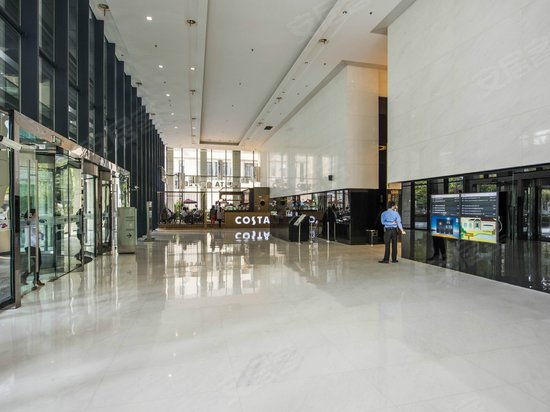 陆家嘴基金大厦 