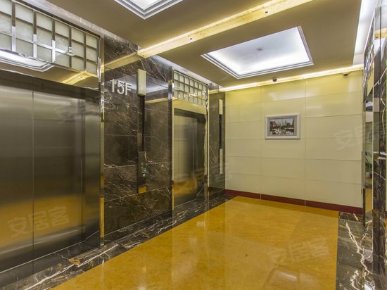 中融碧玉蓝天大厦 