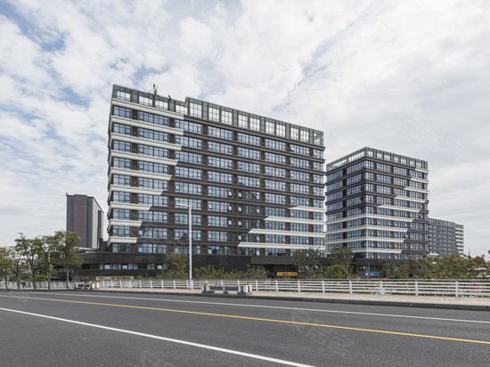 信业购物中心(办公)