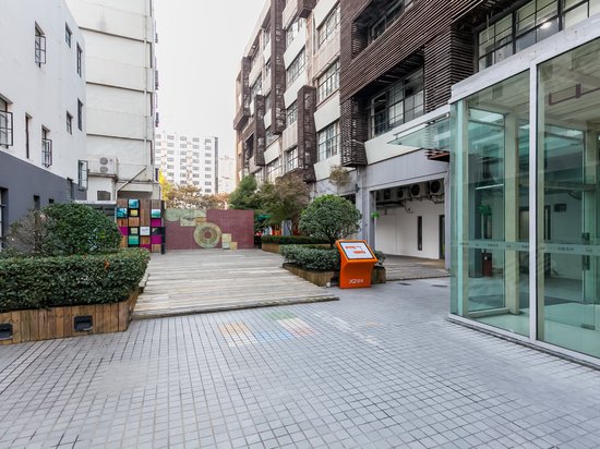 越界X2创意空间 