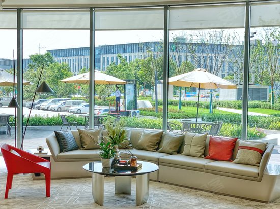 金地威新雨花创新中心 