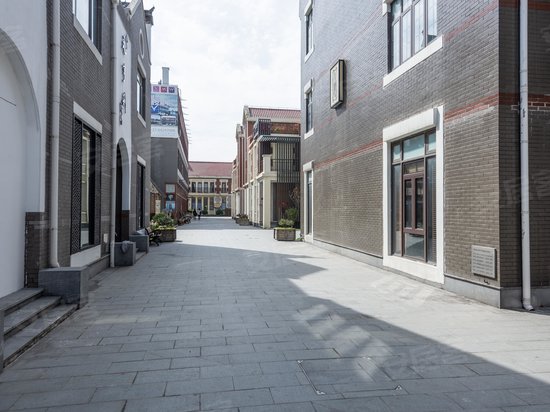 尊木汇国际艺术广场 