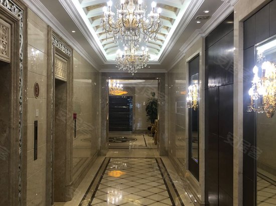 银盛泰国贸大厦 