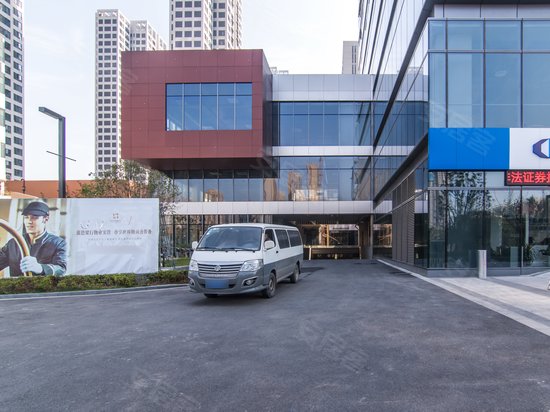 光谷新发展国际中心 