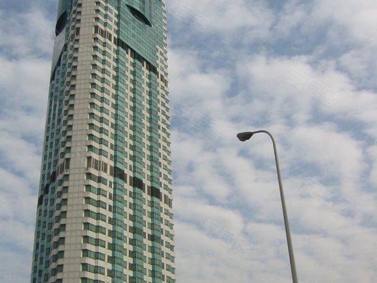 东锦江希尔顿逸林酒店