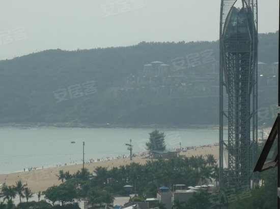 盐田港工业大厦 