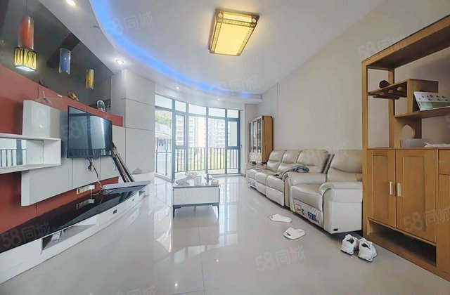 名门豪苑4室2厅139.6㎡172万二手房图片