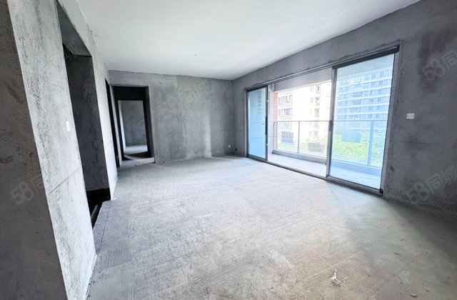 绿地凤天府3室2厅99㎡90万二手房图片