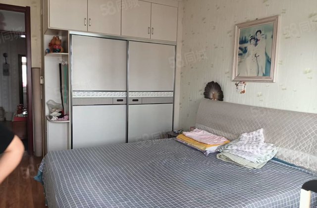 急售昌润路 眼科医院 柳泉花园 好停车 可隔3室 送储