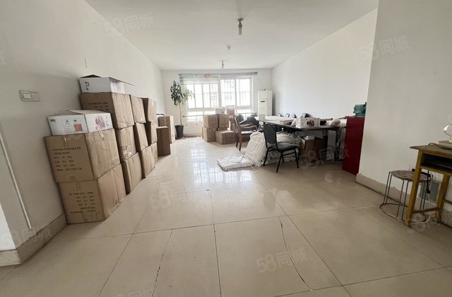 湖边名人苑大四室 停车方便 城市主人 东昌华庭 金柱绿城