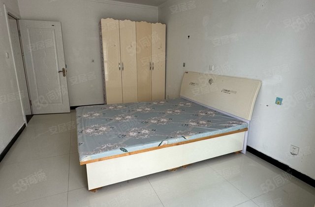 和华嘉园3室1厅101㎡65万二手房图片