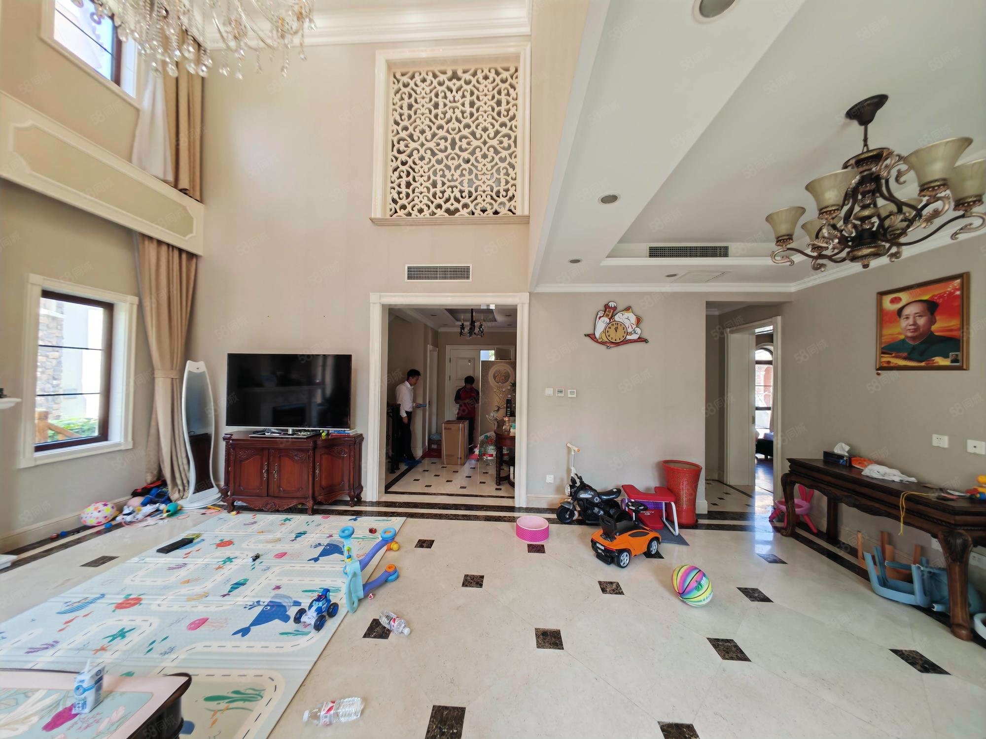 天恒別墅山6室3廳5衛(wèi)198㎡南北950萬(wàn)