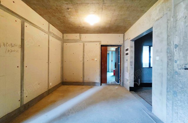 福天藏郡院子4室2厅134.2㎡96.8万二手房图片