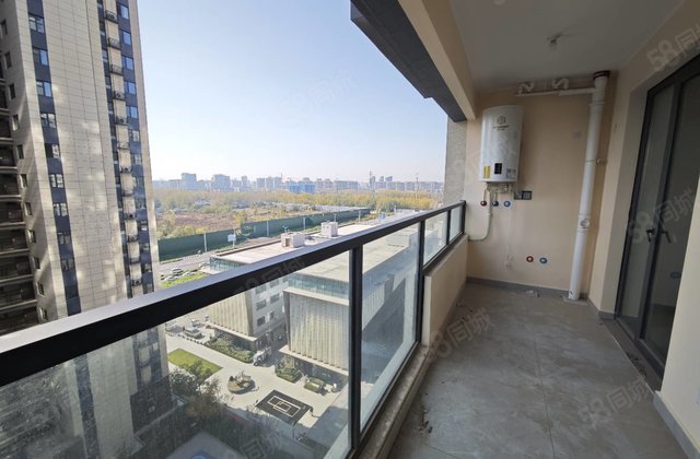 财干路 带车位储藏室 新房未住 电梯好楼层 急售随时可看房