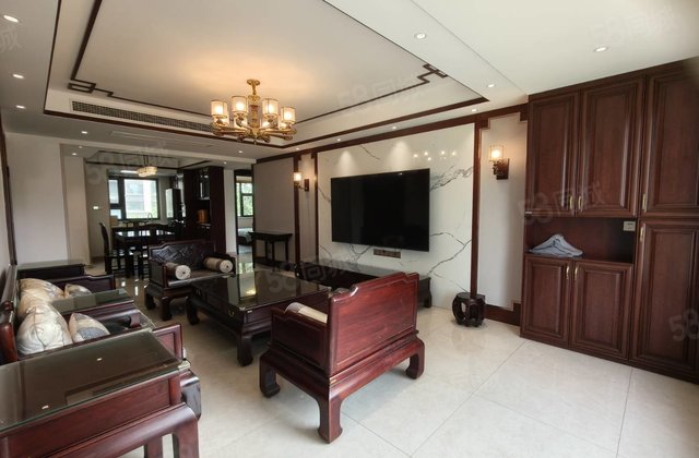 急售，民生凤凰城1号院，总高18层，中间楼层，东边户免大税