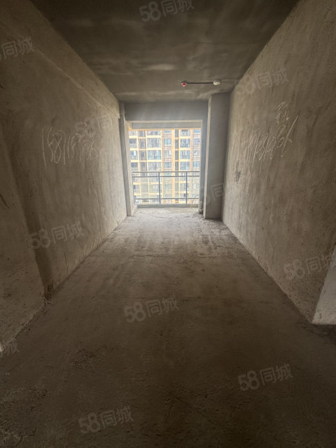 水木清华3室2厅2卫116㎡南北62万