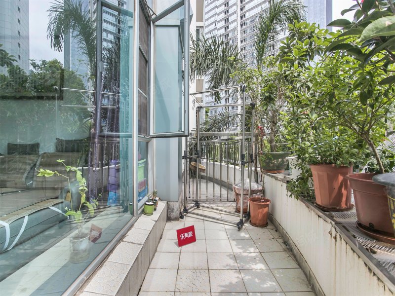 东海花园二期,正规三房,看房随时方便,业主诚心出售