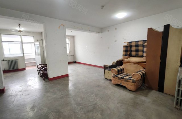 房东急售！公园旁！即将  电梯！三室两厅！公摊小！停车方便1