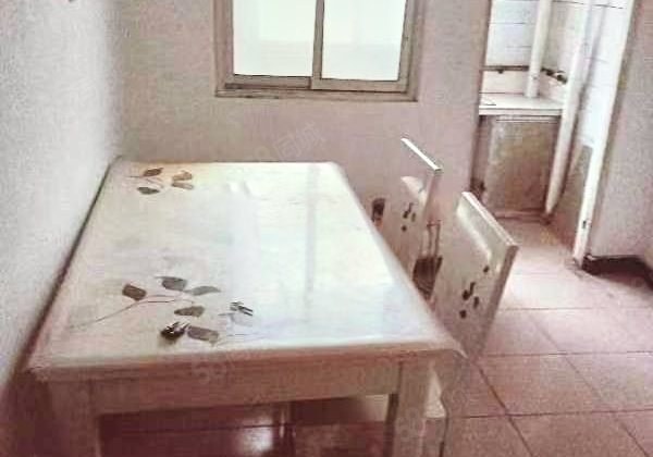 急！急！急！ 购物方便 中间楼层 小三居 交通便捷 真实有效