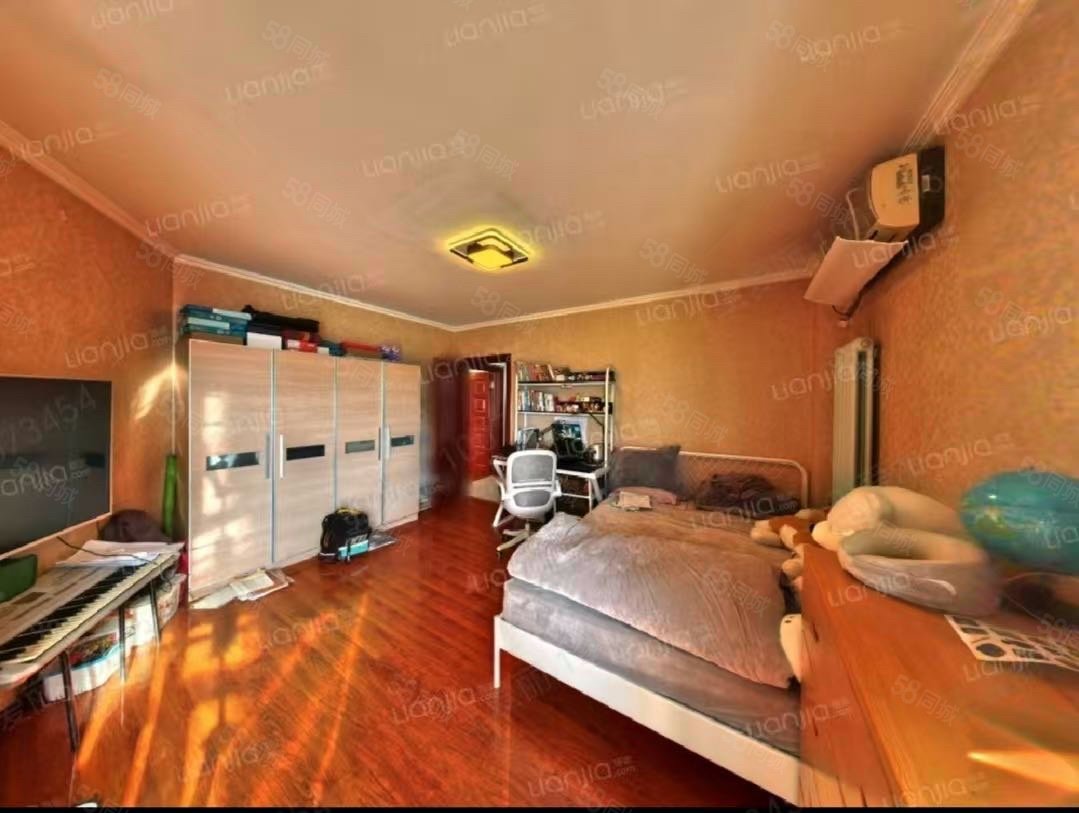 黎明新座2室2廳1衛(wèi)110.36㎡西485萬